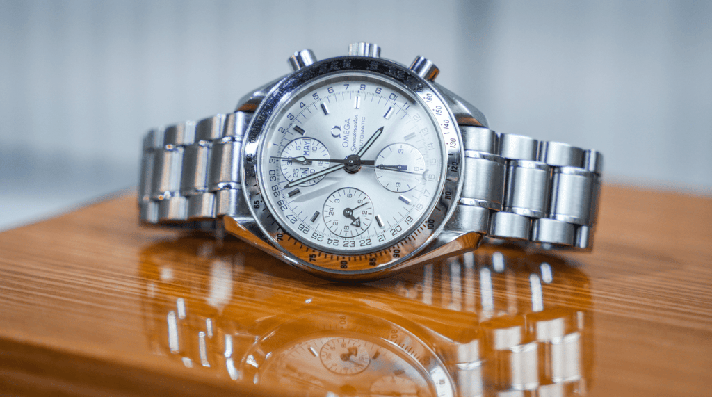 Pre-Owned Omega Speedmaster 3523.30.00 â€“ 39mm Silver Dial with Stainless Steel Bracelet