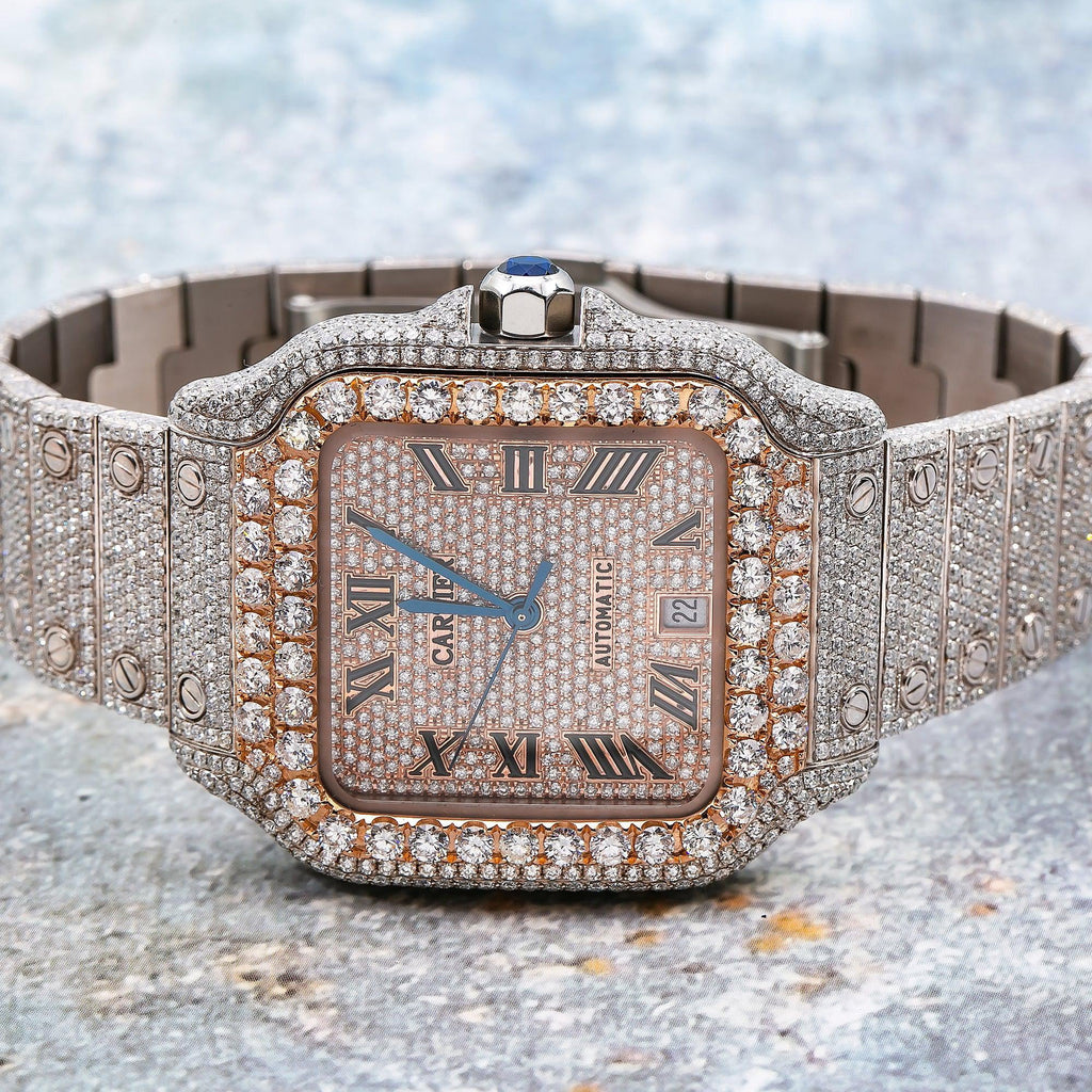 Pre-Owned Cartier Santos 39.8MM WSSA0018 Diamond Paved Rose Gold Roman Dial Rose Gold Diamond Bezel Stainless Steel Full Diamond Bracelet