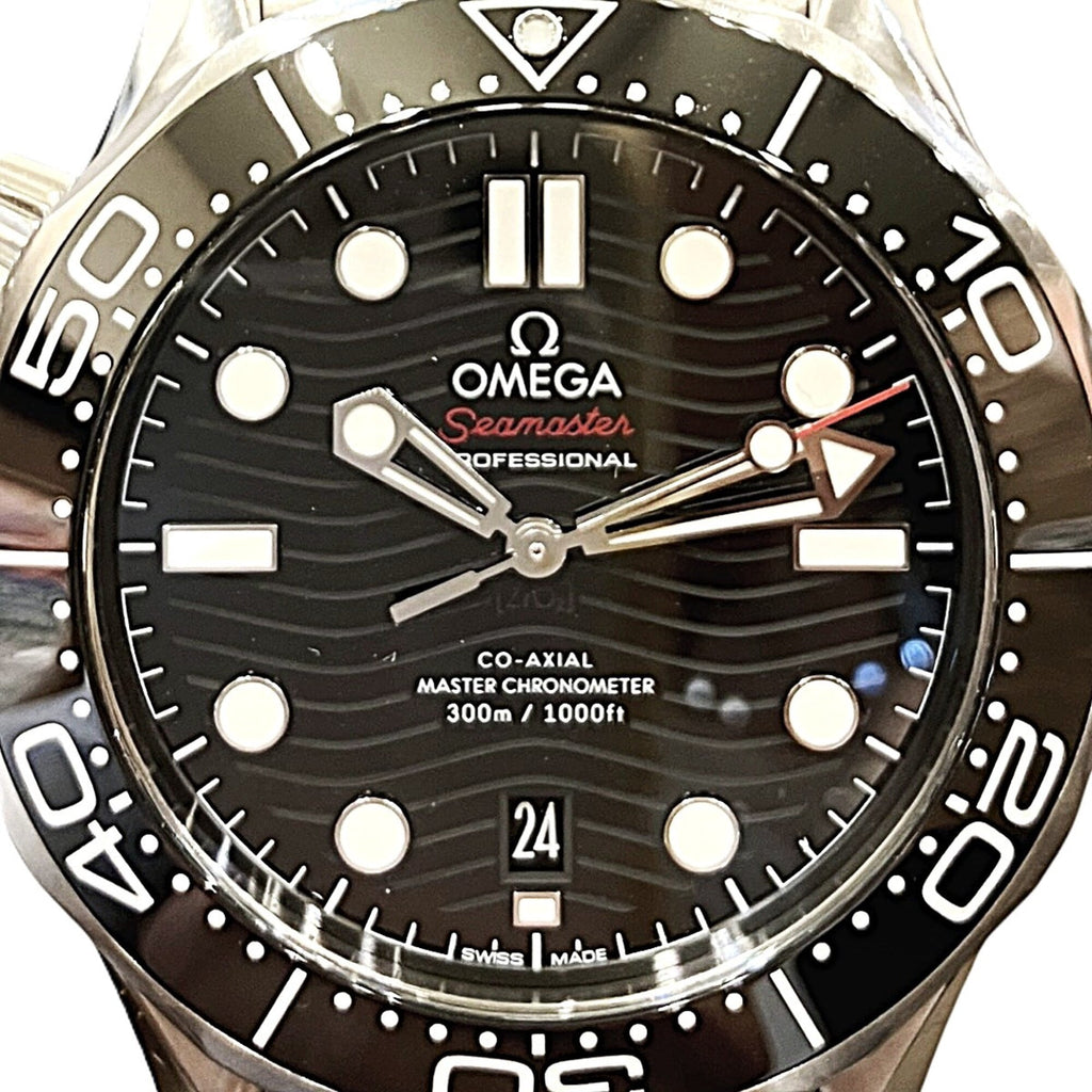 Pre-Owned Omega Seamaster Diver 300 wristwatch, total weight 176g, stainless steel, automatic...