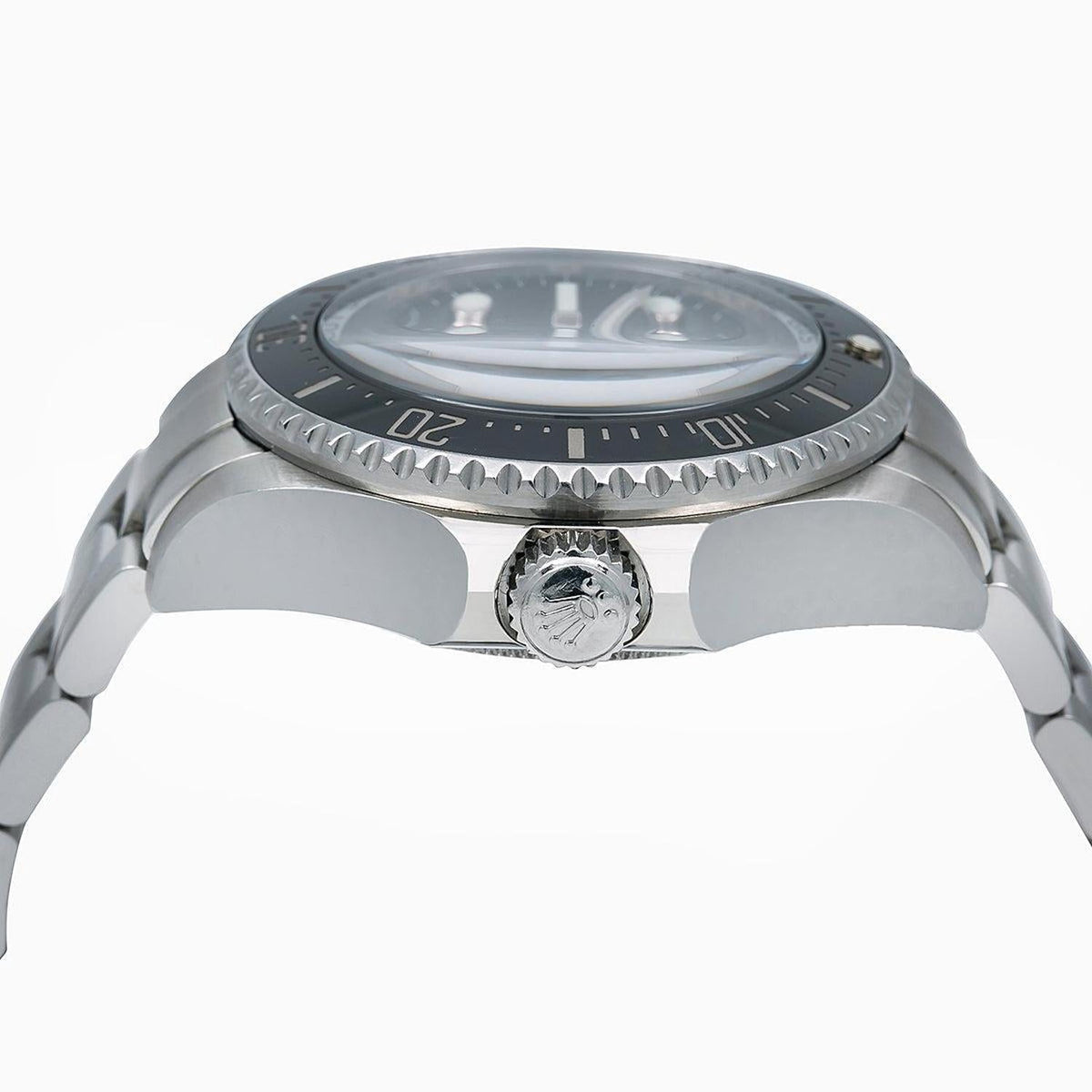 Pre-Owned Rolex Sea-Dweller Deepsea 44MM 116660 Black Dial Black Ceramic Bezel Stainless Steel Oyster Bracelet