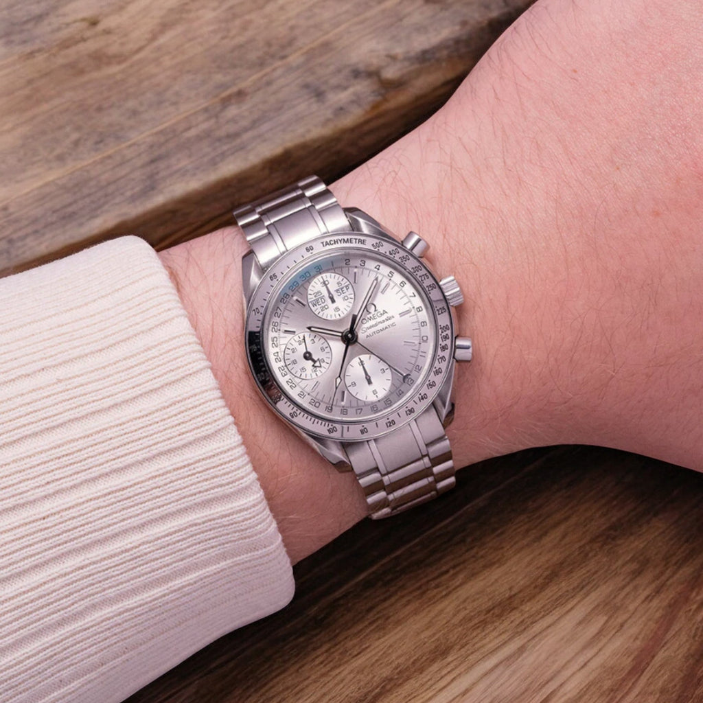 Pre-Owned Omega Speedmaster 3523.30.00 Men’s Stainless Steel Chronograph Analog Watch