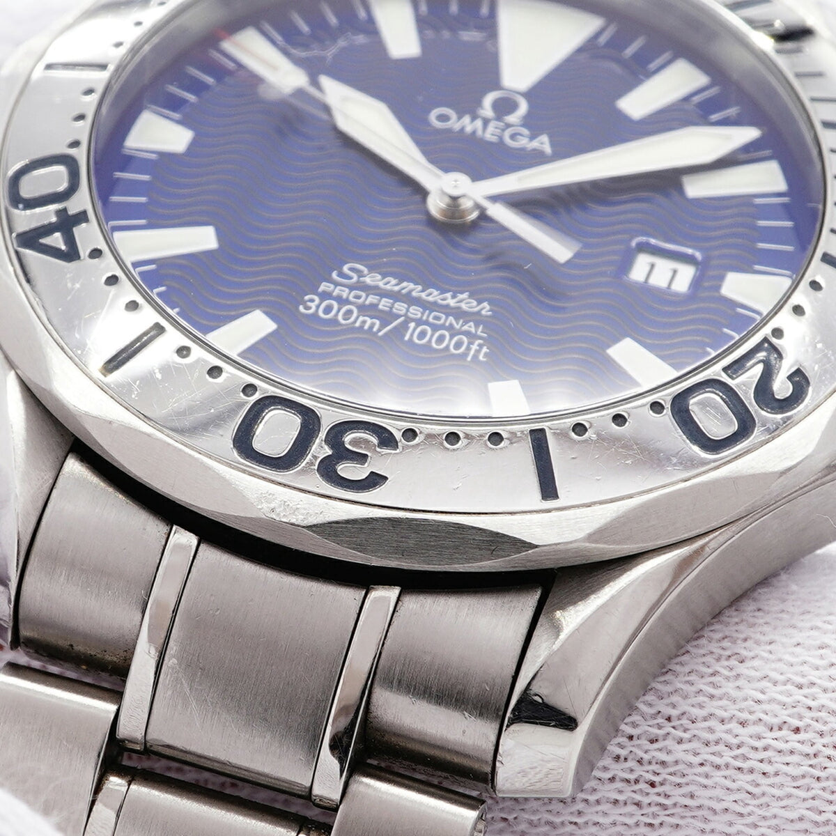 Pre-Owned Omega Seamaster Professional 2265.80 Blue Dial Men's Watch