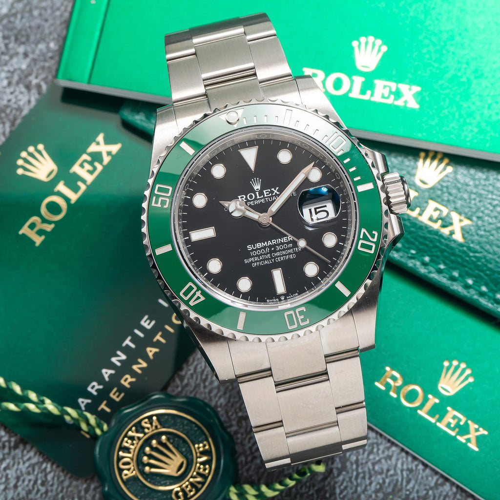Pre-Owned Rolex Submariner Date 41MM 126610LV Starbucks / Cermit Black Dial Green Ceramic Bezel Stainless Steel Oyster Bracelet