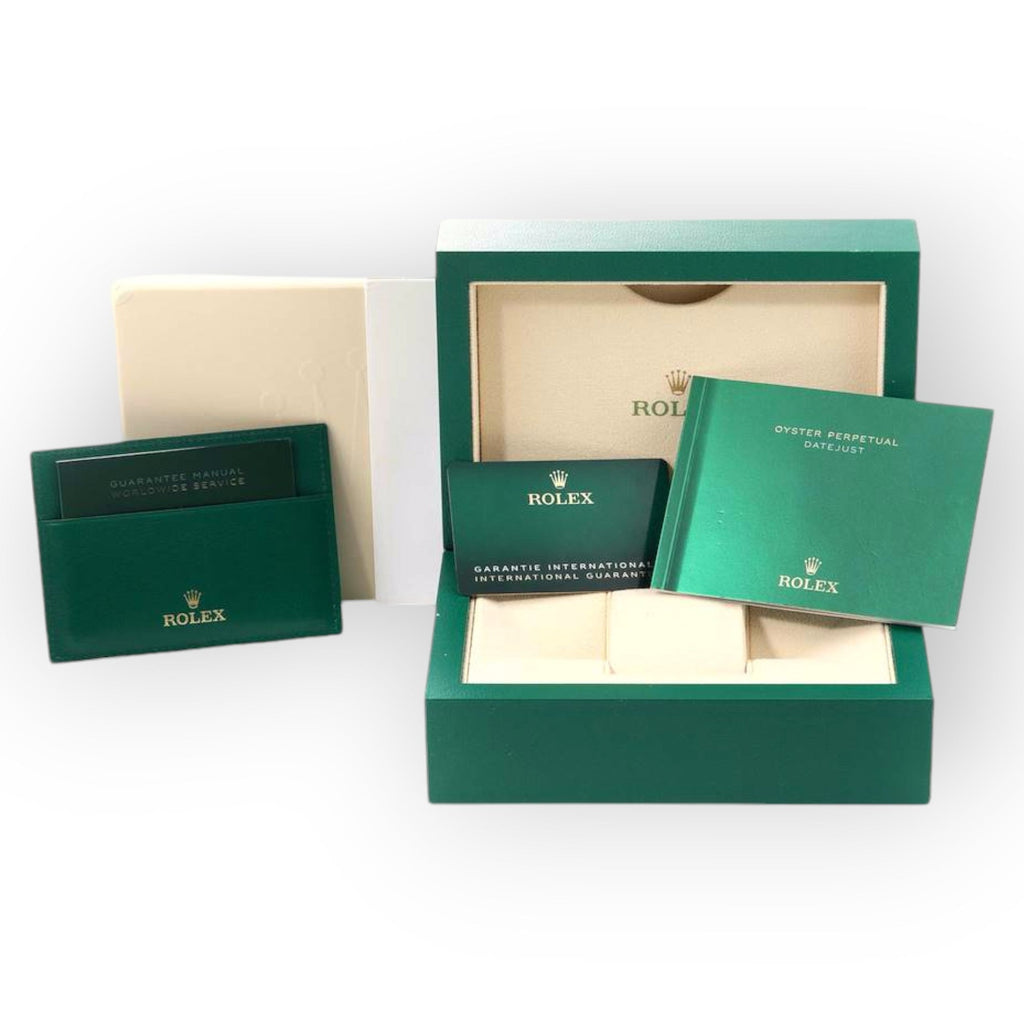 Pre-Owned Rolex Datejust 126334 41mm Mint Green Dial With Jubilee