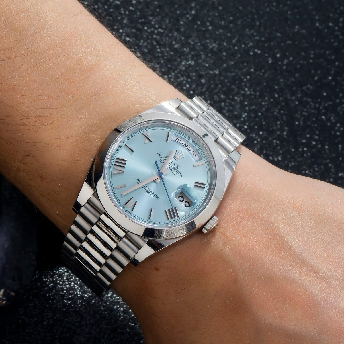 Pre-Owned Rolex Day-Date 40MM 228206 Ice Blue Roman Dial Platinum Smooth Bezel Platinum President Bracelet
