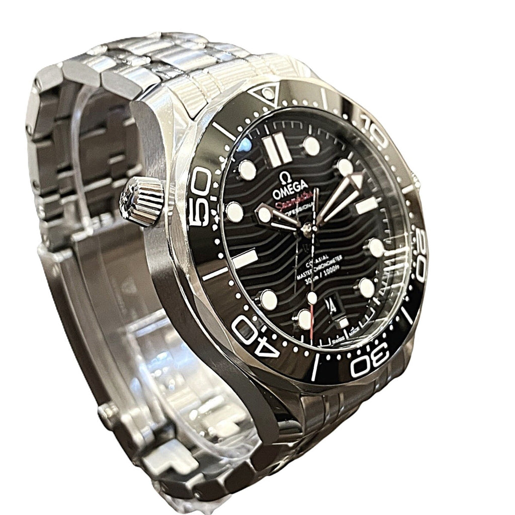 Pre-Owned Omega Seamaster Diver 300 wristwatch, total weight 176g, stainless steel, automatic...