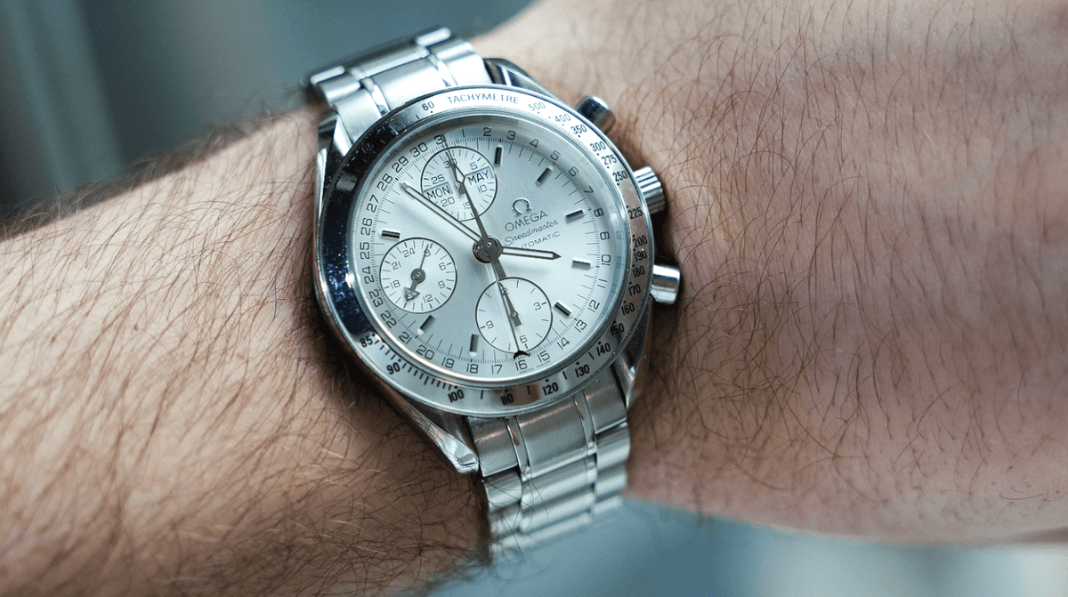 Pre-Owned Omega Speedmaster 3523.30.00 â€“ 39mm Silver Dial with Stainless Steel Bracelet