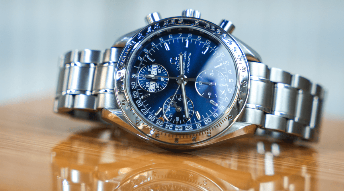 Pre-Owned Omega Speedmaster Day-Date 3523.80.00 â€“ 39mm Blue Dial with Stainless Steel Bracelet