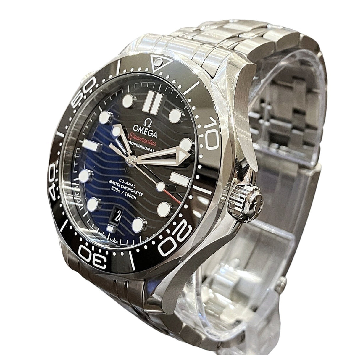 Pre-Owned Omega Seamaster Diver 300 wristwatch, total weight 176g, stainless steel, automatic...