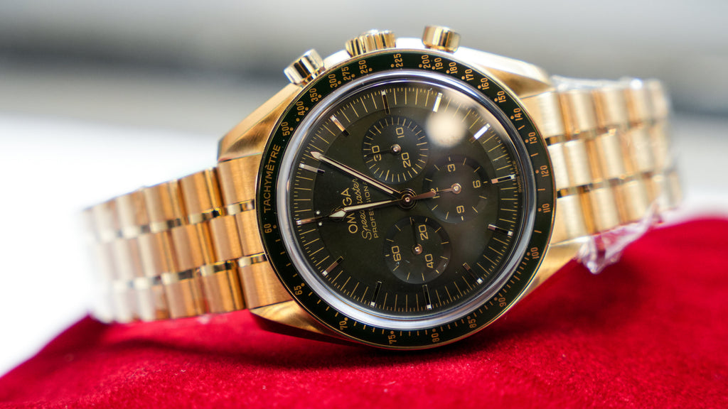 Pre-Owned Omega Speedmaster Moonwatch Professional - 42mm Green Dial in 18K Moonshineâ„¢ Gold
